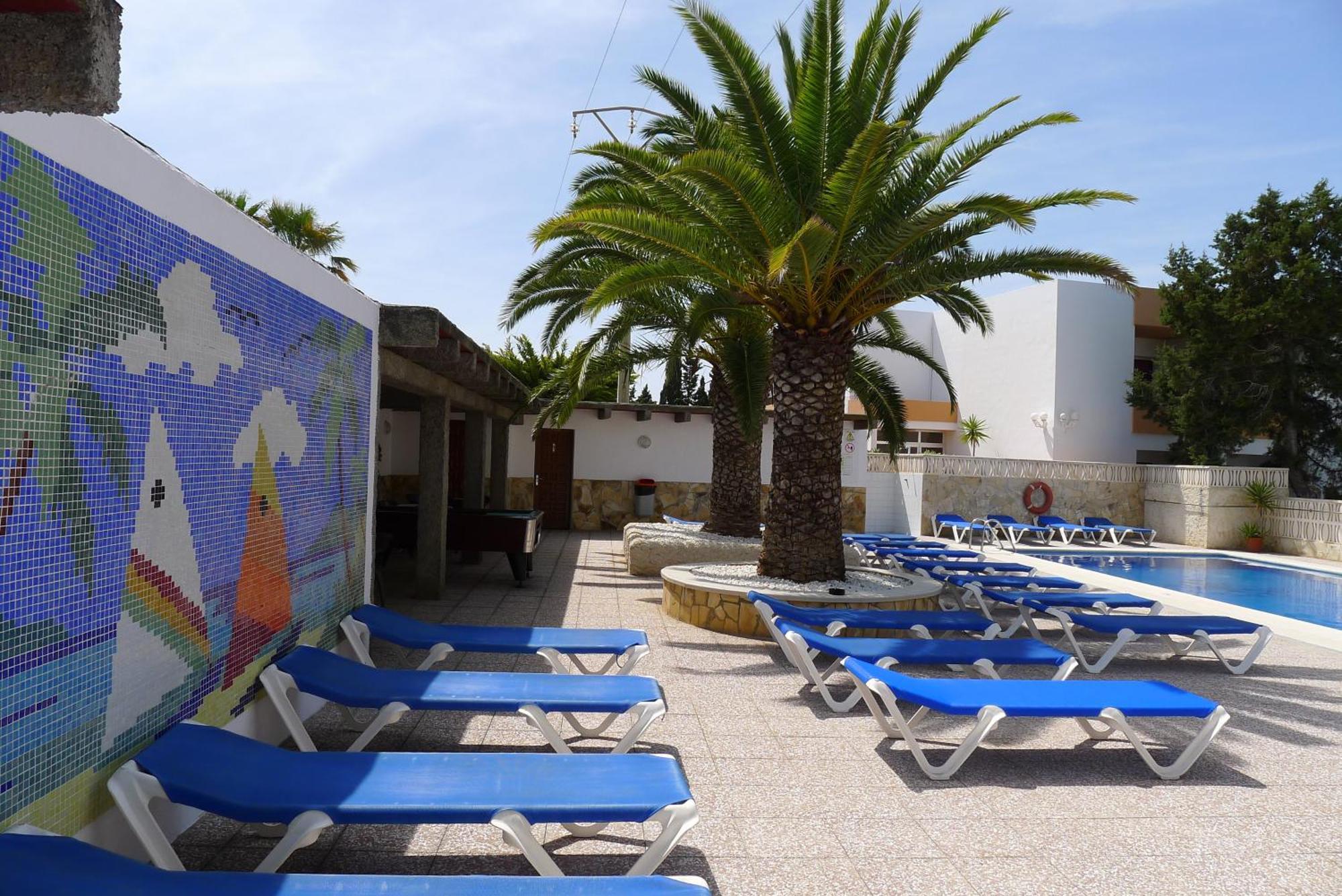 Apartamentos Zodiac San Antonio  Exteriér fotografie